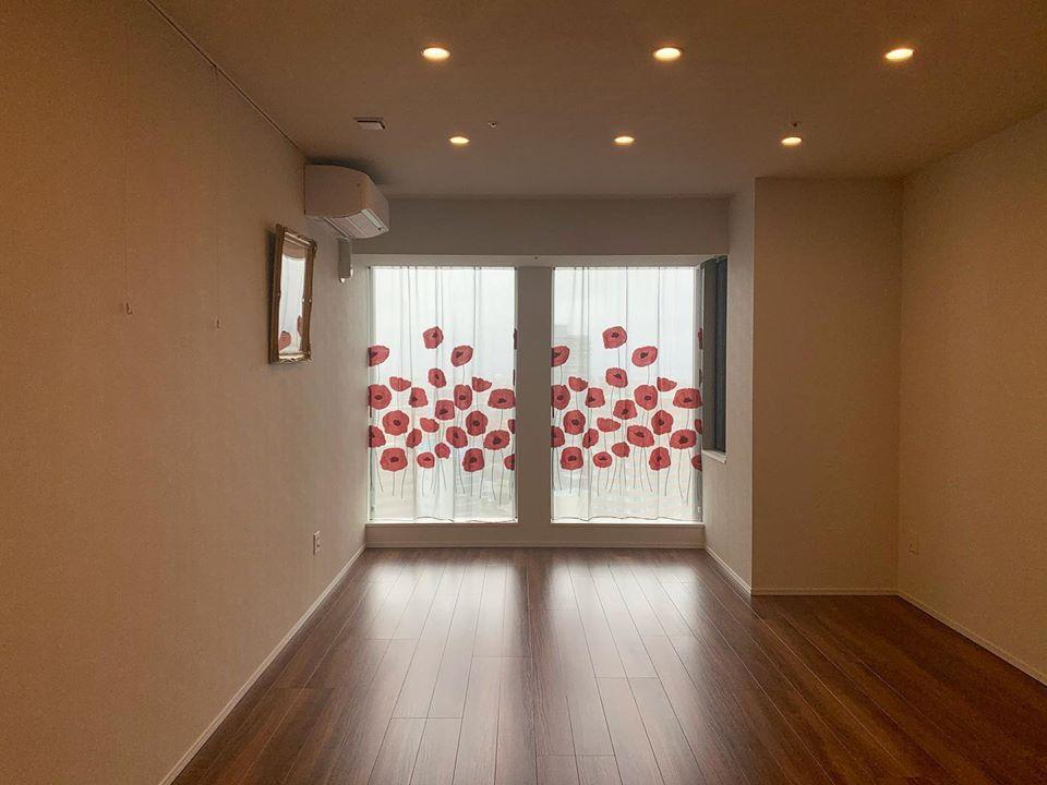高層マンションにて