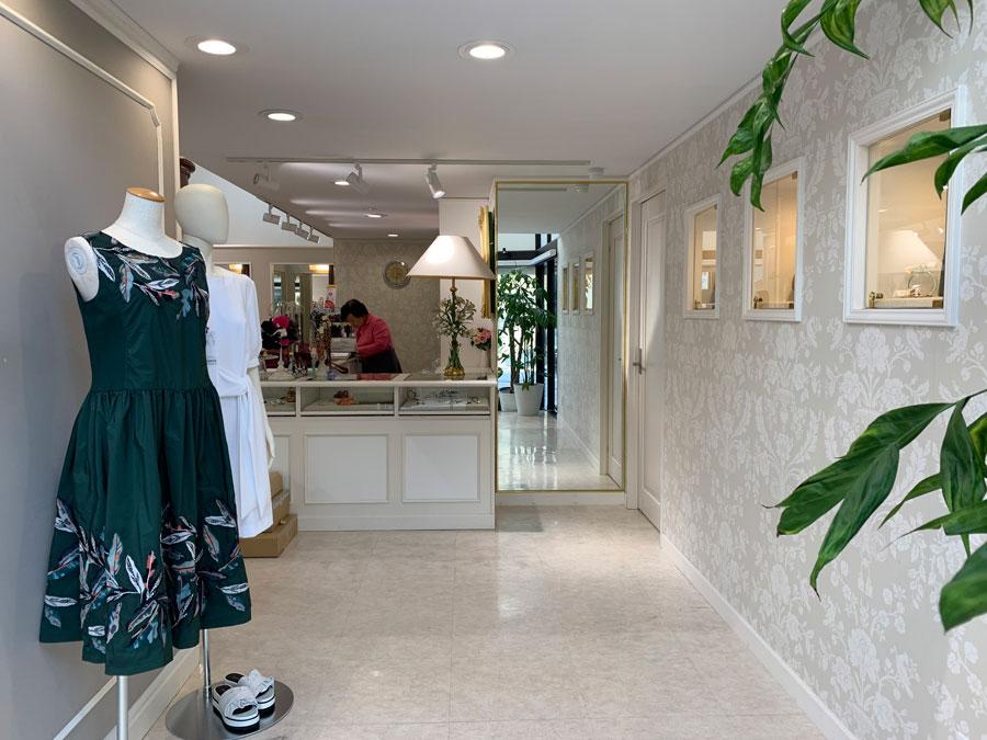 「優雅で華やかで優しい雰囲気」を大切にしたコーディネート